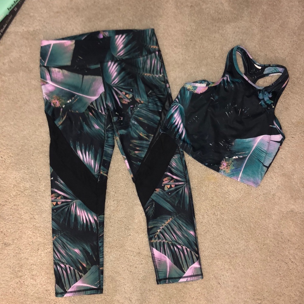 Fabletics Workout Set - Size Small